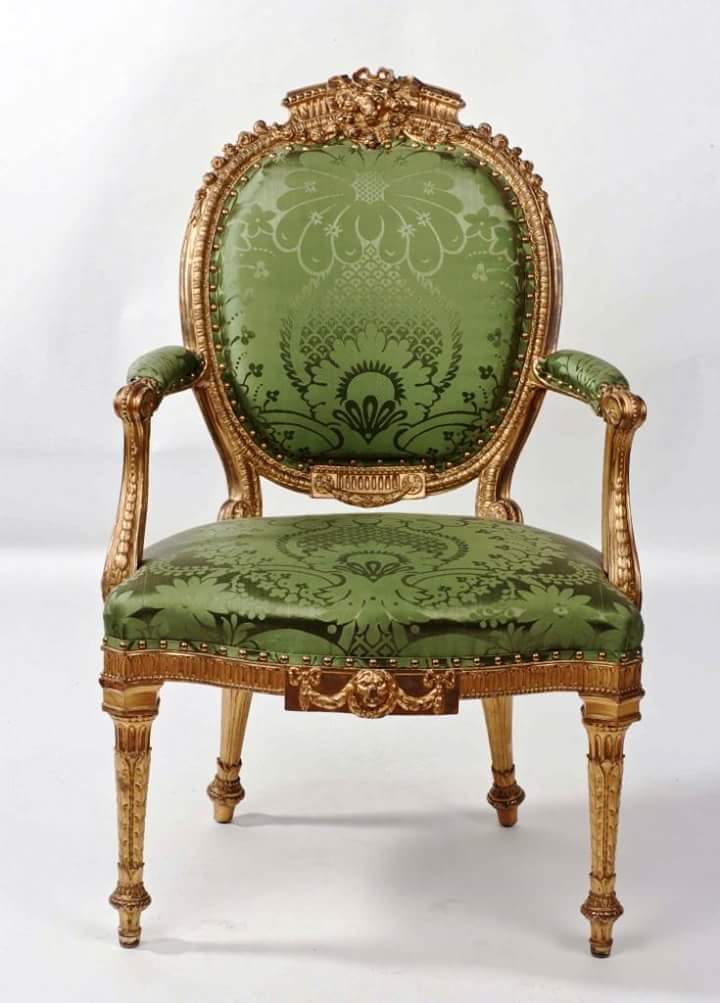 لمن يعشق التفاصيل