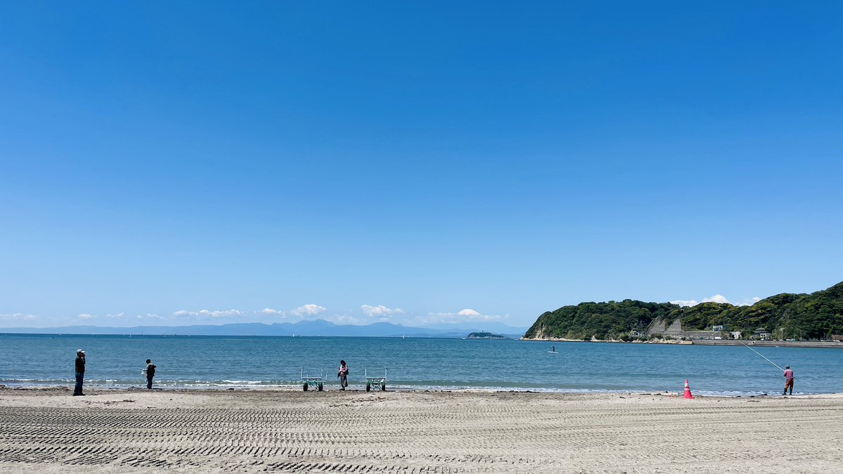izyu_ban's tweet photo. 晴れましたっ！
天気がいいだけで気分は上がる😊

今日もクリエイティブな日にしましょう https://t.co/zYkoyWmwl1