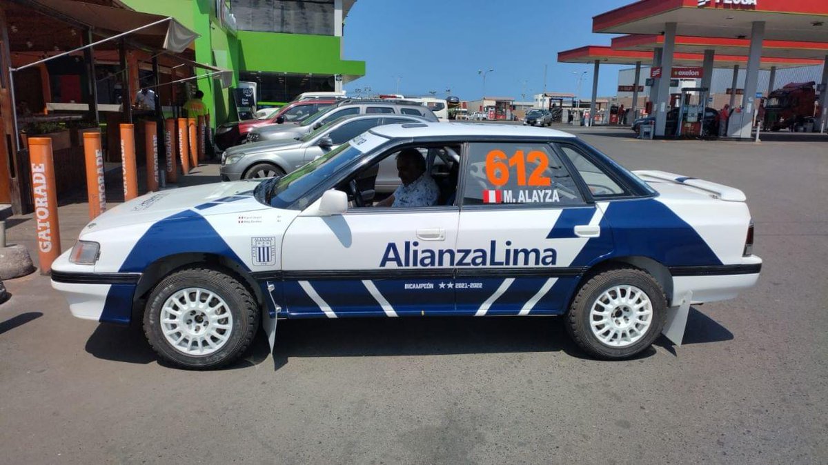 AlayzaMiguel's tweet photo. Hoy les cuento que estoy por cumplir mi sueño, vestir la blanquiazul todo el 2023, difundir el Aliancismo en cada rincón. Mi Amor ALIANZA y mi Pasión los AUTOS vamos juntos está vez! Arriba Alianza !! https://t.co/JqRjmmB3z9