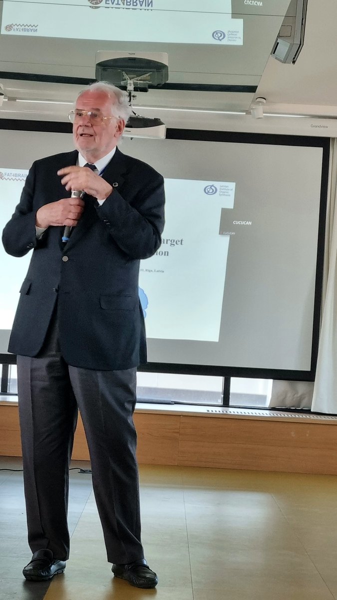 fat4brain tweet media