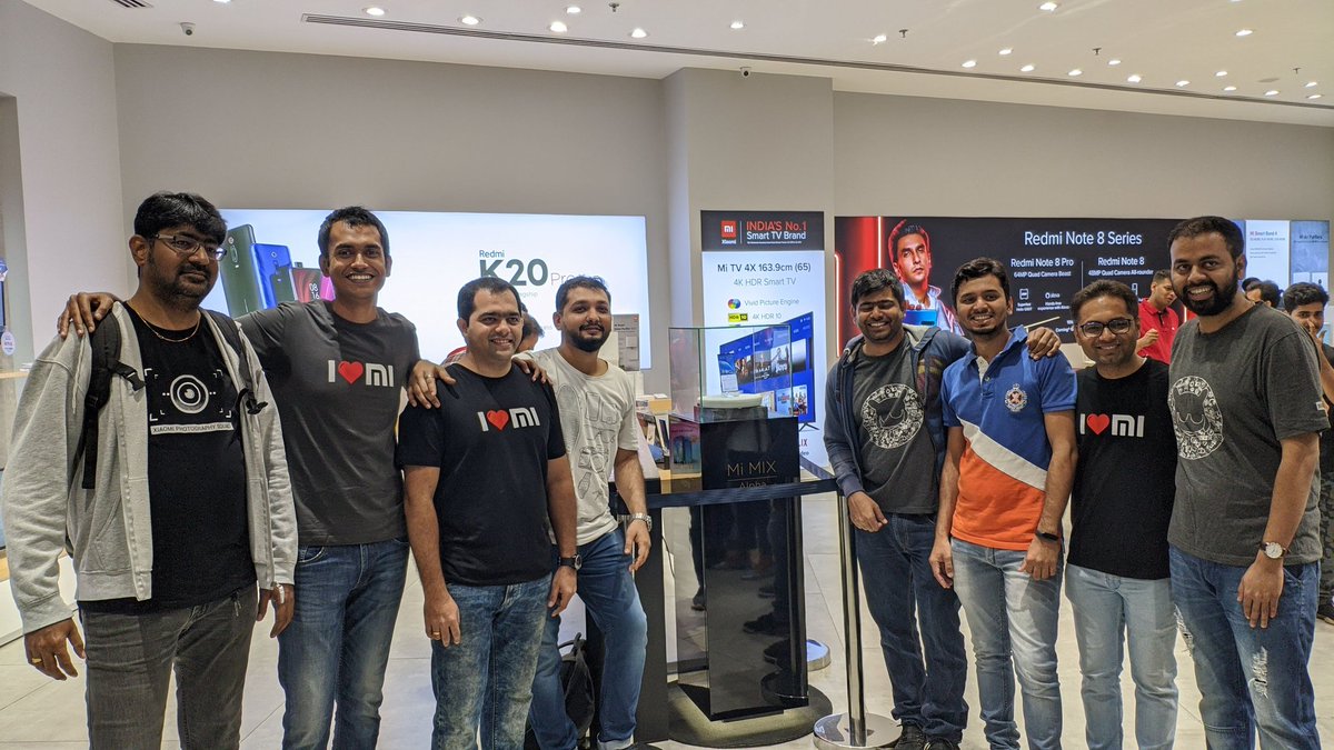 saurabh0412's tweet photo. Back in 2020 when #MiMIXAlpha was showcased in India, Tech I feel is still ahead of its time! 🤩

This was in Mumbai on March 1st, incidentally just before COVID hit, LUCKY! 🥹

Quite Delicate, but this looked SO GOOD, the Titanium Frame &amp; Wrapped Around Display, CRAZY crowd! 😍 https://t.co/TMH0PtnKSm