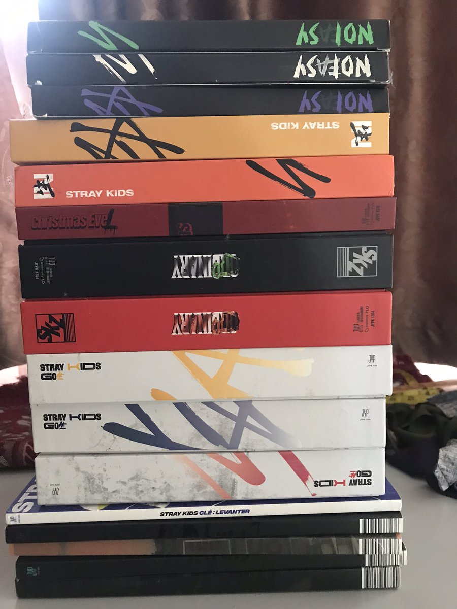 [HELP RT] #pasarskz 

🐈‍⬛ WTS STRAY KIDS ALBUM 

— I AM NOT IAN / I AM YOU IAY / CLE LEVANTER / MIXTAPE / IN LIFE / GO LIFE / ODDINARY  

🚛 price is exc postage 
🧺 inc inclusion such as poster and postcard +freebies 
💯 packing is secured
💌 you can dm me for more inquiries