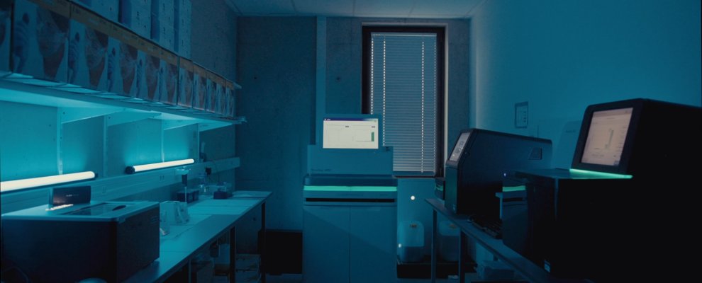 The VIB Nucleomics Core is opening its doors to its users and all other interested researchers during the week of 22-26 May, from 12pm to 2pm. 
Please register at shorturl.at/G2347