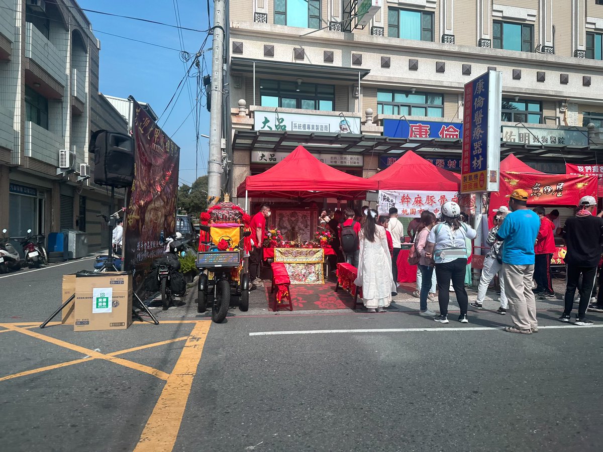 路過
卡位中
等待中 https://t.co/3Pc2oBsrI7