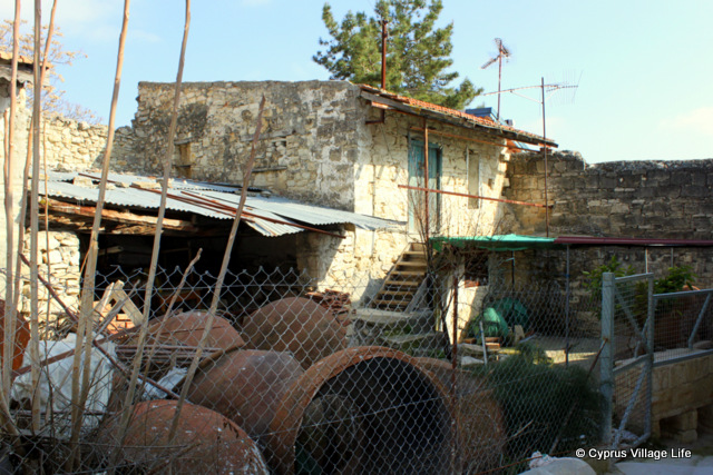 photosofcyprus's tweet photo. Vouni Village #Cyprus #Vouni #Pithari #Limassol #Culture #History #Travel #Photography https://t.co/0VFtWAtRee