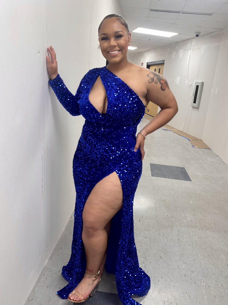 lmalone76's tweet photo. 🖤💛♥️GSU Athletic Awards🖤💛♥️
🦋Giv’Em Tha Blues🦋
#23KayWay😘😘😘
#GSU3B🥎🥎🥎 https://t.co/gDzvWCCL8w