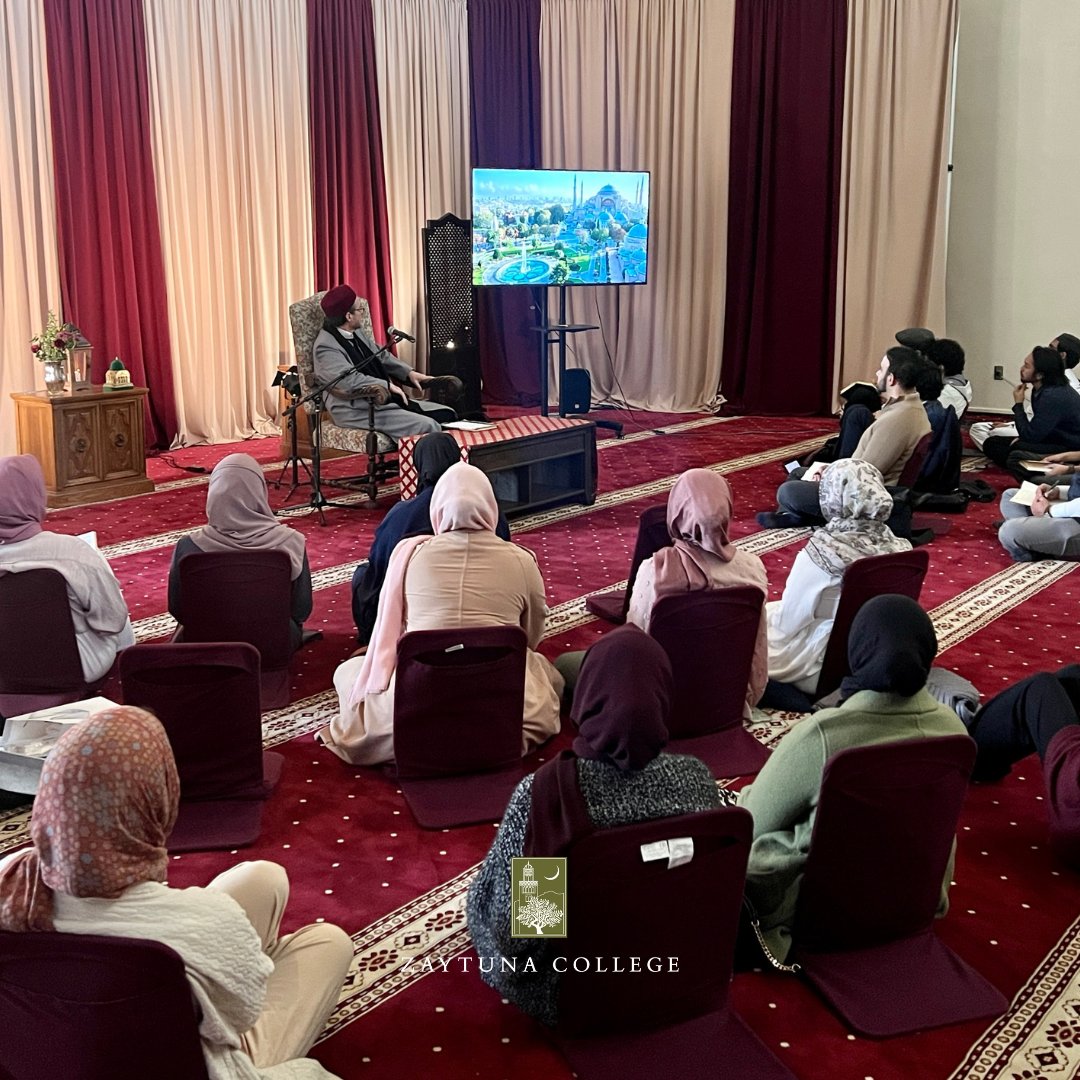 zaytunacollege's tweet image. #ramadanphotodump Alhamdulillah for an enriching Ramadan at Zaytuna College. Catch up on President Yusuf's course, "Self-Knowledge: Towards a Qur'anic Anthropology" on the Zaytuna College YouTube channel.

#ramadan2023 #Quran #hamzayusuf