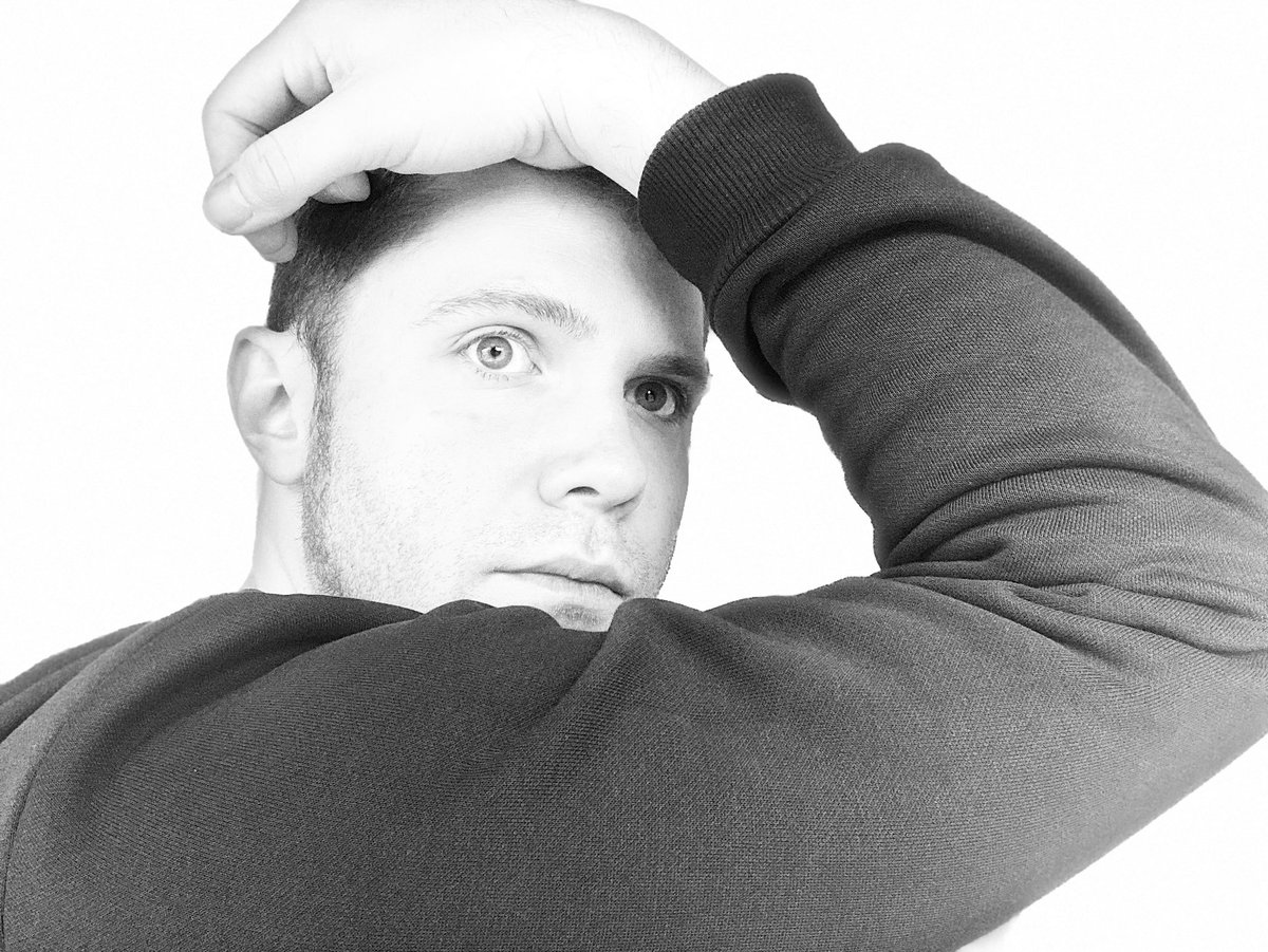 danieldingsda's tweet photo. Immer noch Langeweile 😂 https://t.co/tOjonL0Uc3