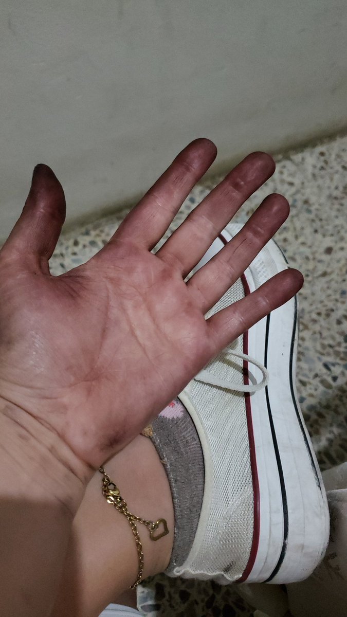 DassuemyO's tweet photo. Los desastres de la Dassuemy 🤣🤣 https://t.co/HTtktu7cNg