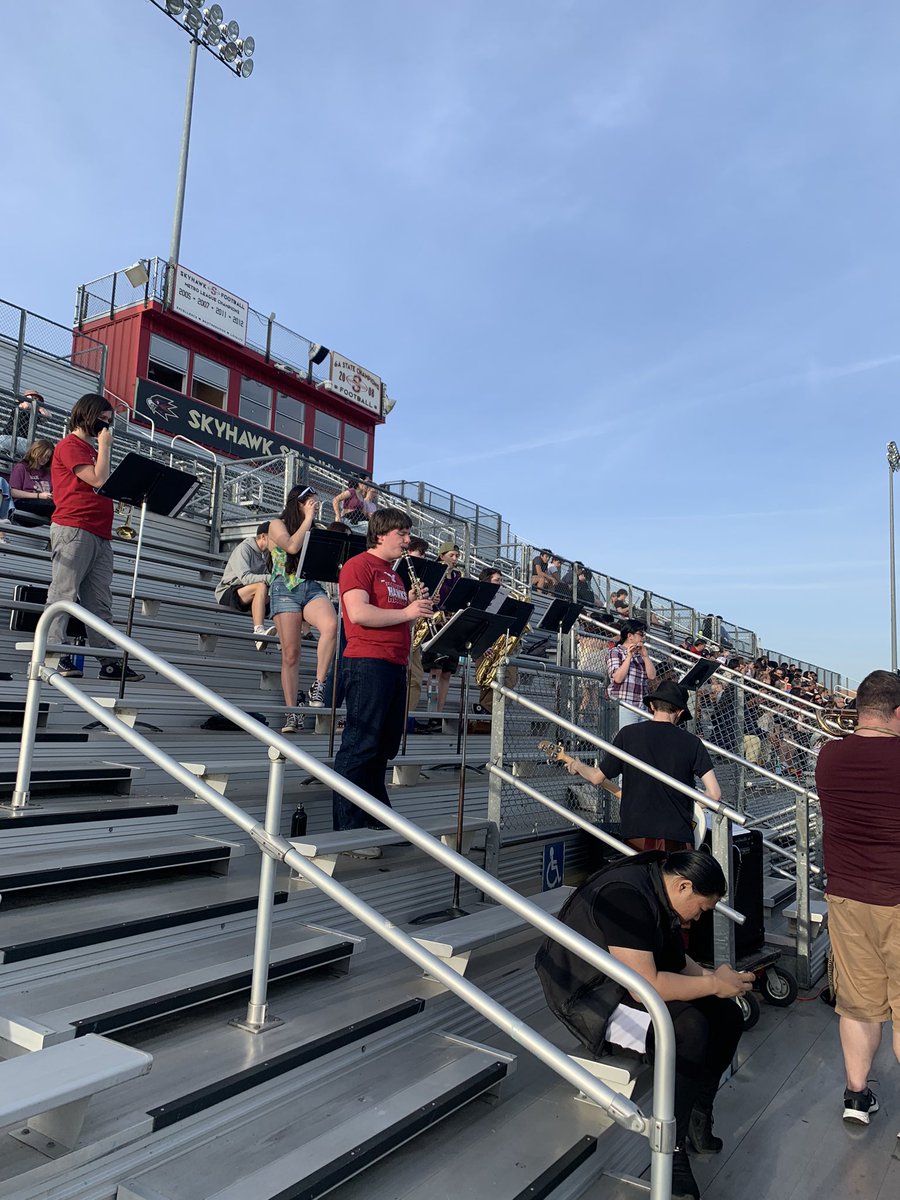 A gorgeous night for our very first home @srhshawks_bb  game, JV softball game, and Powder Buff 💪🏽 game!  Thank you pep band for cheering on!  The class of 2023 Powder Buff team will represent <a href="/southridgehigh/">Southridge High</a> at the annual south side cup. Watch out, <a href="/mountainsidehs/">Mountainside HS</a> 😊