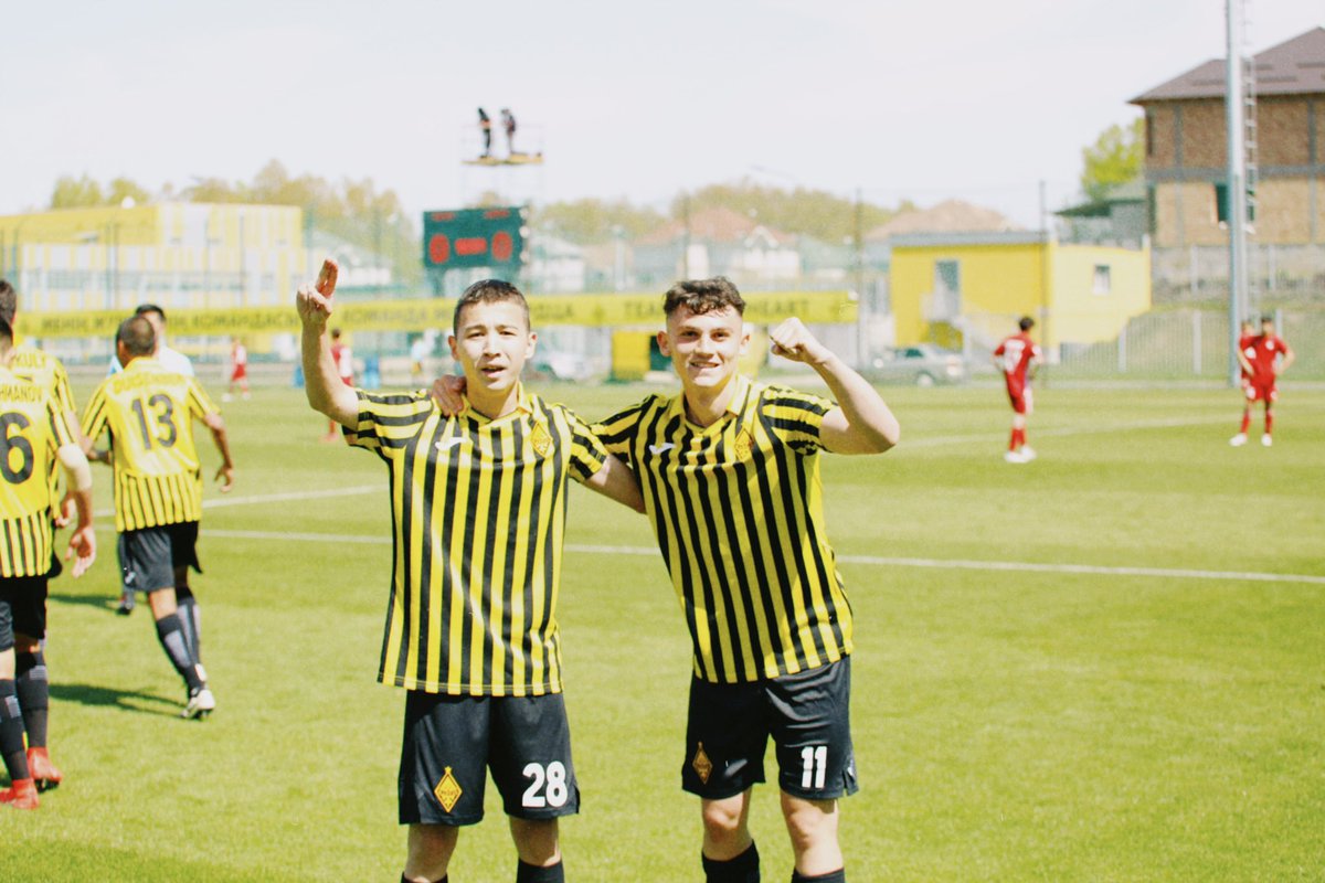👊🏻 𝐭𝐞𝐚𝐦𝐰𝐨𝐫𝐤 𝐦𝐚𝐤𝐞𝐬 𝐭𝐡𝐞 𝐝𝐫𝐞𝐚𝐦 𝐰𝐨𝐫𝐤