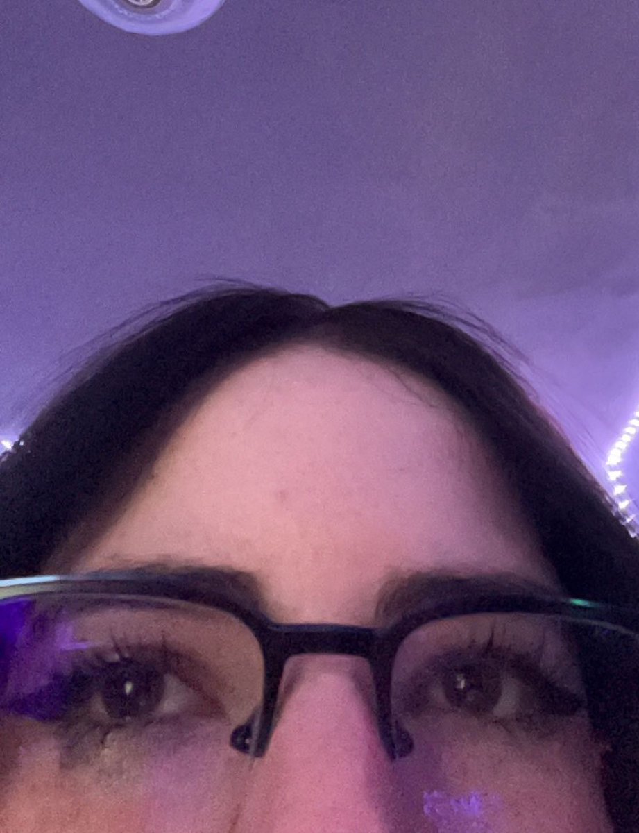 VirtuallyTam's tweet photo. made a joke on stream today about how i maybe shouldnt use this mascara cause it runs really easily when i cry and i might cry today for an unknown reason https://t.co/r9pg974K3y