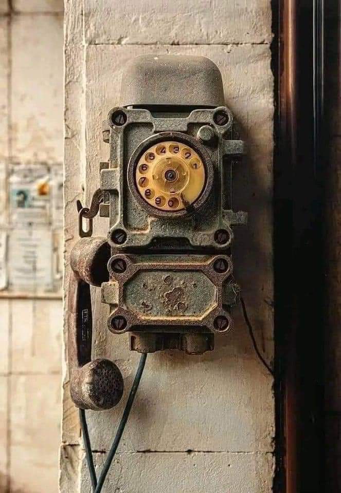 #oldphotography #travel #street #photography #photooftheday #streetphotography #travel #city #picoftheday #architecture #art #photo #urban #travelphotography #photographer #town #streetstyle

Old telephone from the 1900s