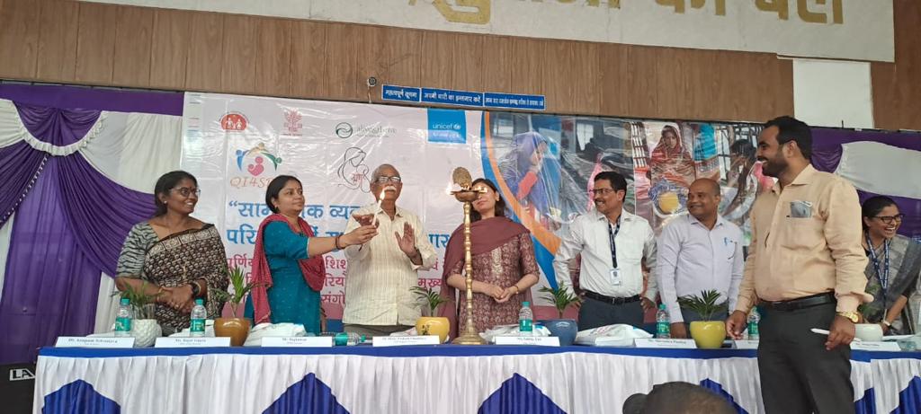 WeCollaborateforNutrition (@wecan4poshan) on Twitter photo District level dissemination of QI4SBC by
<a href="/UNICEFIndia/">UNICEF India</a> supported by <a href="/aliveandthrive/">Alive & Thrive</a>
to incorporate quality into social & behaviour change interventions for newborn child Survival
<a href="/brlps_jeevika/">JEEVIKA Bihar</a> <a href="/BiharHealthDept/">Bihar Health Dept</a> <a href="/IcdsDirectorate/">ICDS Directorate Bihar</a>
<a href="/IPRD_Bihar/">elon musk</a> <a href="/BiharEducation_/">Education Department, Bihar</a> <a href="/CAREIndia/">CARE India</a>
<a href="/PiramalS/">Piramal Swasthya</a> District level dissemination of QI4SBC by
<a href="/UNICEFIndia/">UNICEF India</a> supported by <a href="/aliveandthrive/">Alive & Thrive</a>
to incorporate quality into social & behaviour change interventions for newborn child Survival
<a href="/brlps_jeevika/">JEEVIKA Bihar</a> <a href="/BiharHealthDept/">Bihar Health Dept</a> <a href="/IcdsDirectorate/">ICDS Directorate Bihar</a>
<a href="/IPRD_Bihar/">elon musk</a> <a href="/BiharEducation_/">Education Department, Bihar</a> <a href="/CAREIndia/">CARE India</a>
<a href="/PiramalS/">Piramal Swasthya</a>