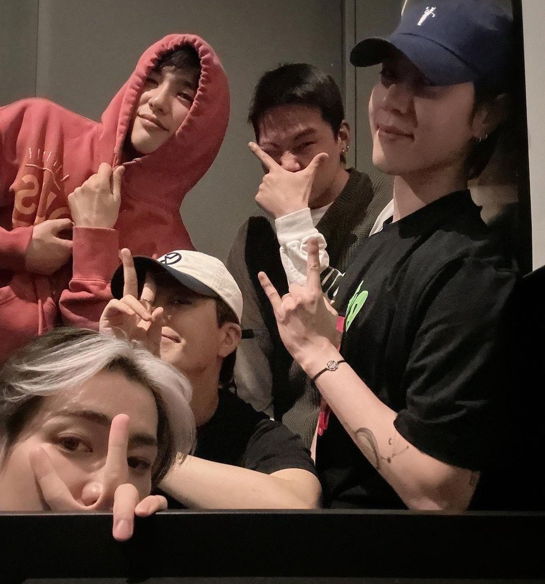 yugsmark's tweet photo. #GOT7FOREVER https://t.co/kbvs3counw
