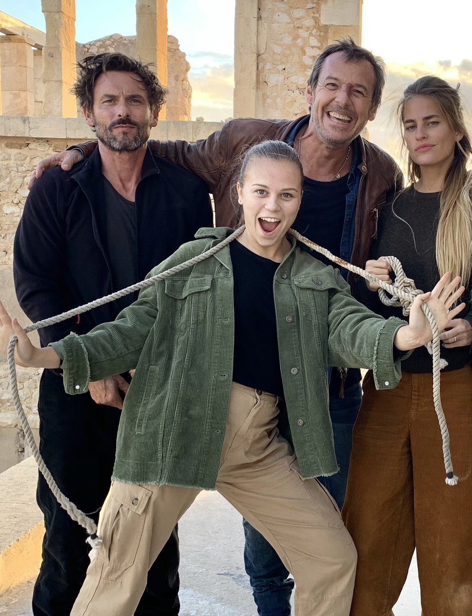 JL_Reichmann's tweet photo. Un Vrai Grand Plaisir de retrouver ce soir Sagamore Stévenin, Solène Hébert, Maïra Schmitt et Catherine Marchal …
#protegeonsnosenfants 🙏 #léomattéi @TF1 @cathmarchal_off @MairaSchmitt #sagamorestevenin #solenehebert https://t.co/3o4yL9tbez