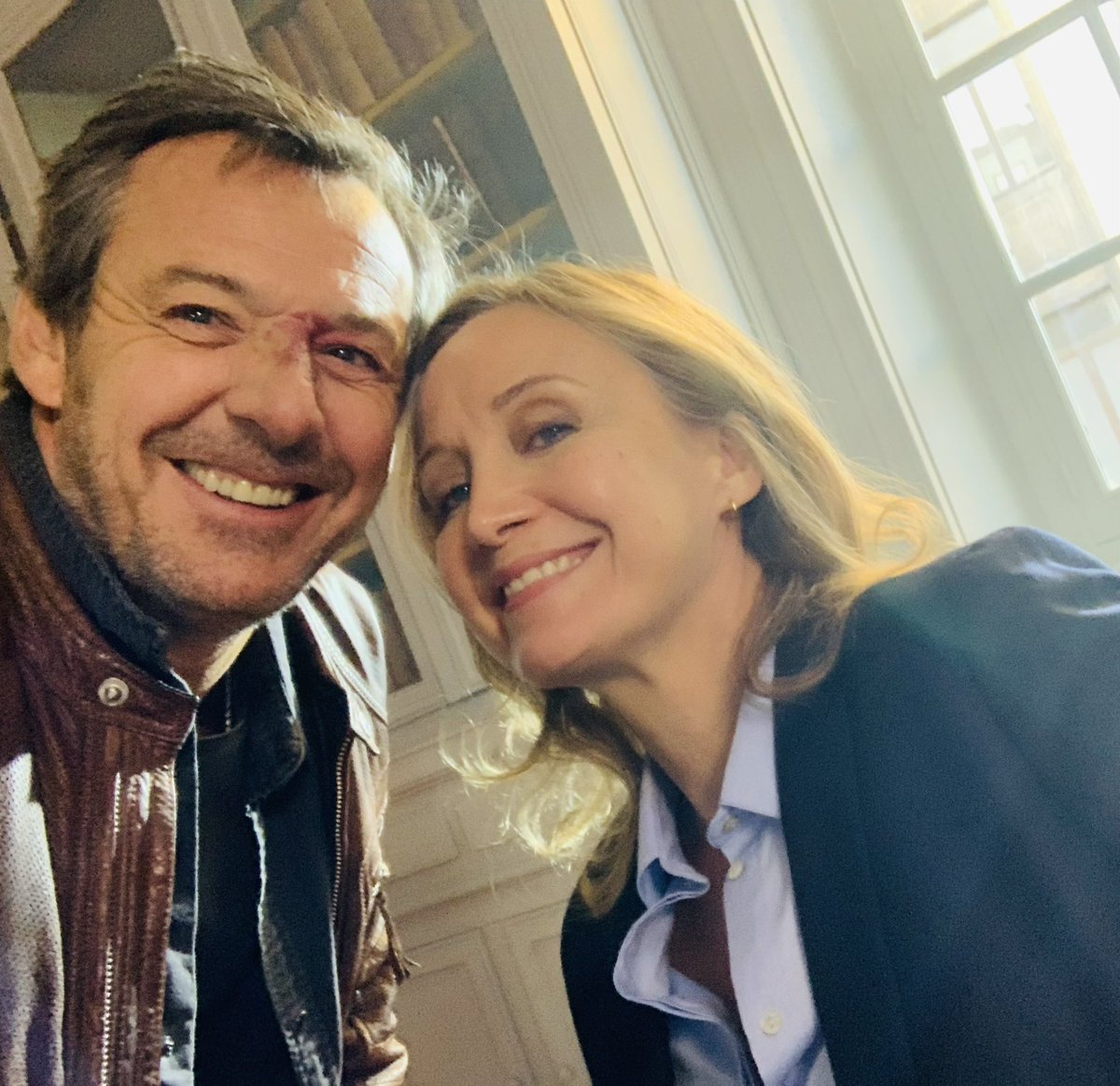 JL_Reichmann's tweet photo. Un Vrai Grand Plaisir de retrouver ce soir Sagamore Stévenin, Solène Hébert, Maïra Schmitt et Catherine Marchal …
#protegeonsnosenfants 🙏 #léomattéi @TF1 @cathmarchal_off @MairaSchmitt #sagamorestevenin #solenehebert https://t.co/3o4yL9tbez