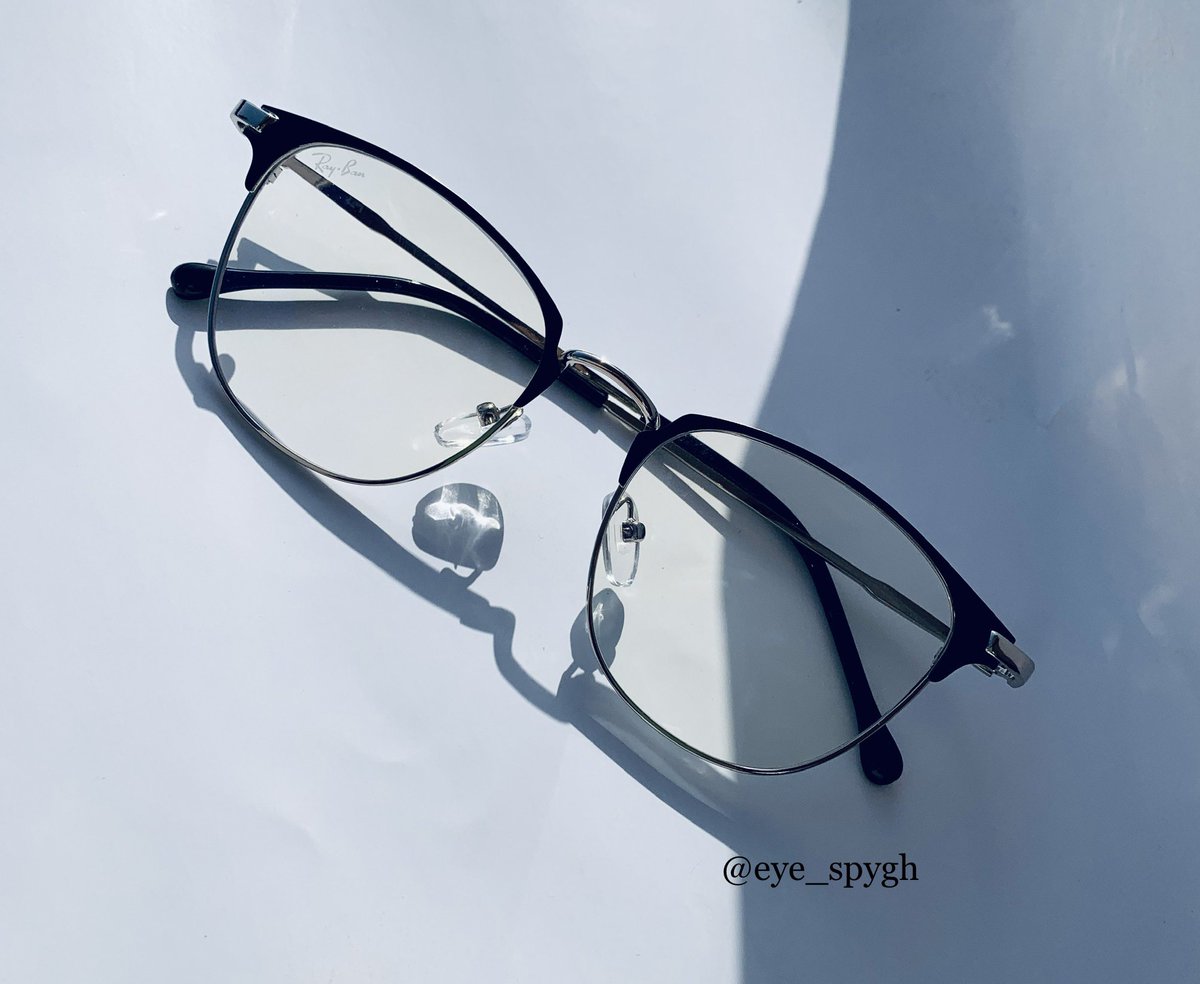 EYE_SPYgh's tweet photo. 🚨Available as seen🚨
“RayBan” Blue light optical glasses 
Can be used for all prescriptions
•available in gold &amp; black 

🏷¢120(pouch inclusive)
    
   •send a DM to purchase: https://t.co/wKpBHqEyPf…

Please retweet when you see this 🙏🏽 https://t.co/YBSBFlxtmx
