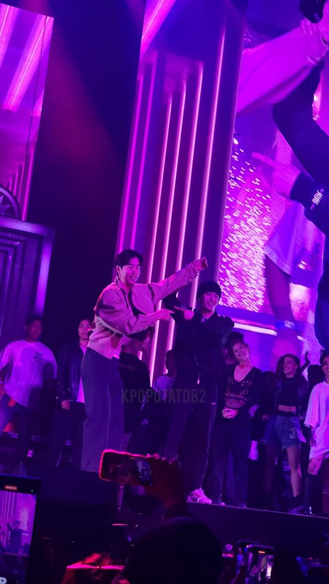 SasiaknSasiakn2's tweet photo. 😭😭😭💚💚💚
อบอุ่นหัวใจมากเวอร์
#MarkTuan #JacksonWang #markjack https://t.co/CrIdW9LusV