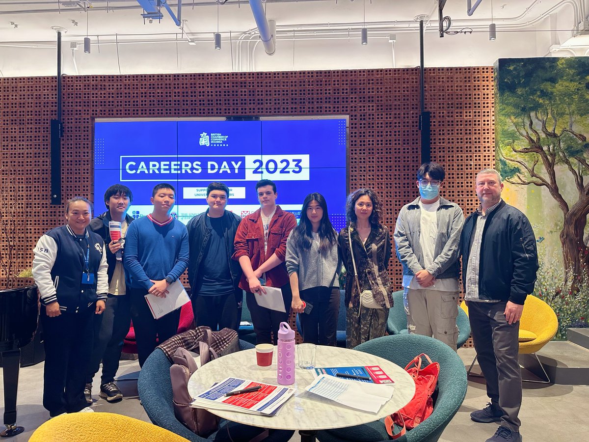 ISBeijing's tweet photo. This past weekend, ISB HS students were invited to the British Chamber of Commerce’s Careers Day, where they spoke with over 30 corporations across various industries to learn about the job market and career planning. #learnisb #fullofpotential #highexpectationstogether https://t.co/337BzF0t3N