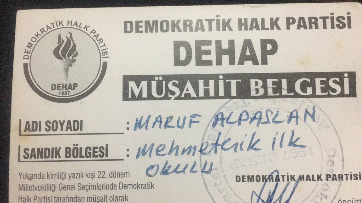 marifalparslan2's tweet photo. Partiler gelip geçicidir önemli olan kesintisiz mücadeledir.
Yıl;2002 #DEHAP
Yıl;2023 #YesilSolParti https://t.co/4E8SAa3X7C