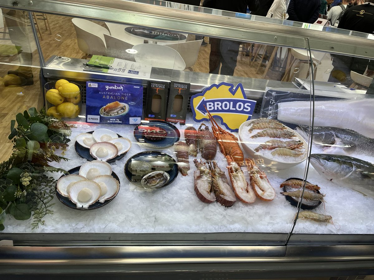 wagoeurope's tweet photo. It’s Day 3 of @SeafoodExpo_GL in Barcelona. 

The @seafoodAUS stand presents an incredible offering of Australian seafood with many fantastic WA products. 

Here’s to another great day for our producers. @Austrade @AustralFish @farwestscallops @FremantleOctopi @rarefoodsau https://t.co/8aID0Os1PK