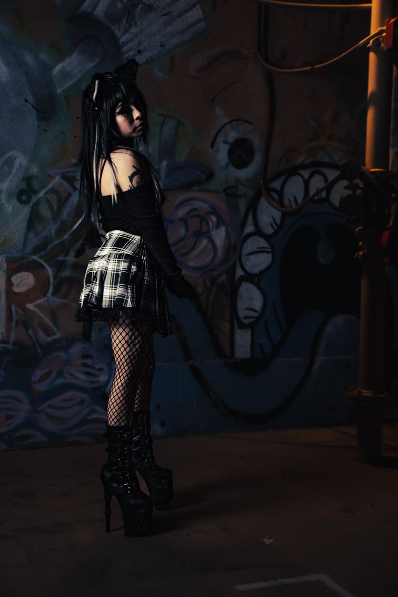 koijoiphoto's tweet photo. more photos from the shoot with @Sluttycumpie #egirl #nightportrait #photography #graffiti #urbanphotography https://t.co/giof5lqTRn