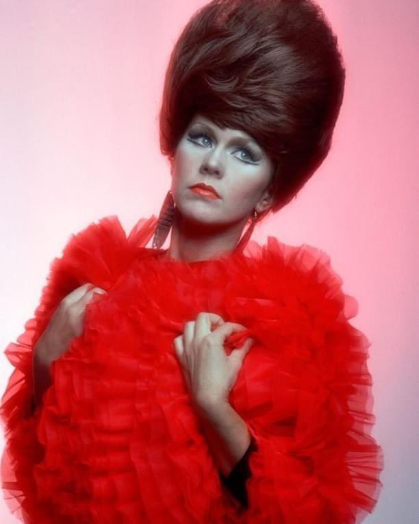 Happy birthday to The B-52’s #KatePierson.

What’s your favorite song by the band?