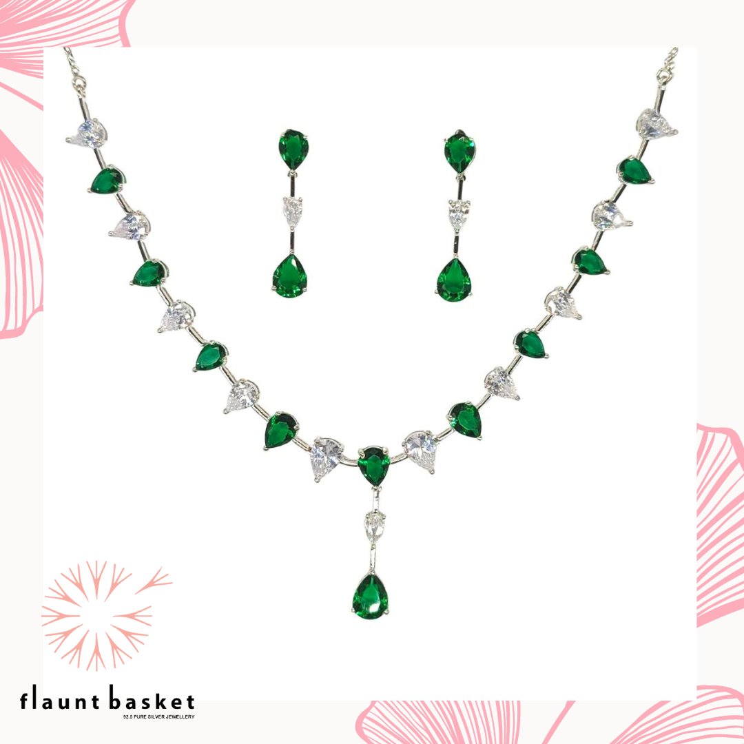 BasketFlaunt's tweet photo. It's time to add some sparkle to your look! Our silver necklace set is the perfect accessory to complete your outfit and give it a special touch.✨

#silverjewellery #925puresilver #earrings #flauntbasket #Designerwear
#instagram #trending #flauntbasketsilverjewellery  #necklaces https://t.co/WGH10LE5jv