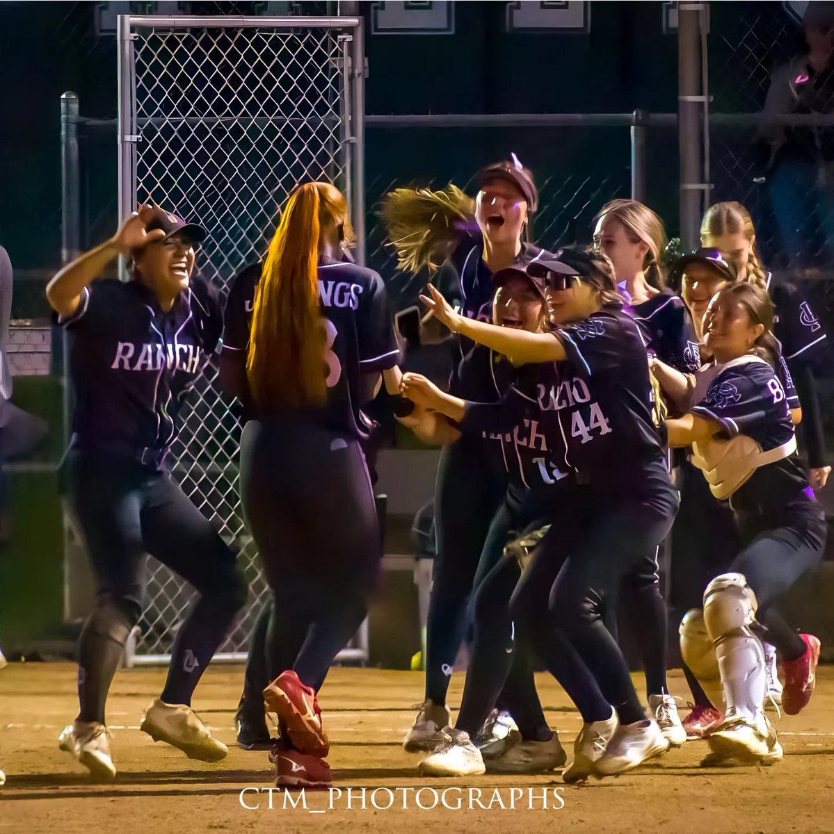 CtmPhotographs's tweet photo. That's the ballgame, folks. Rancho Softball beats Upland 8-1. https://t.co/dJmH4xGHjR