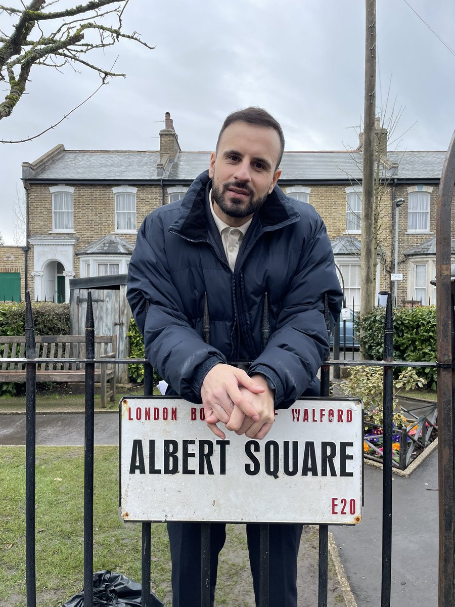 Alexander Theo tweet media