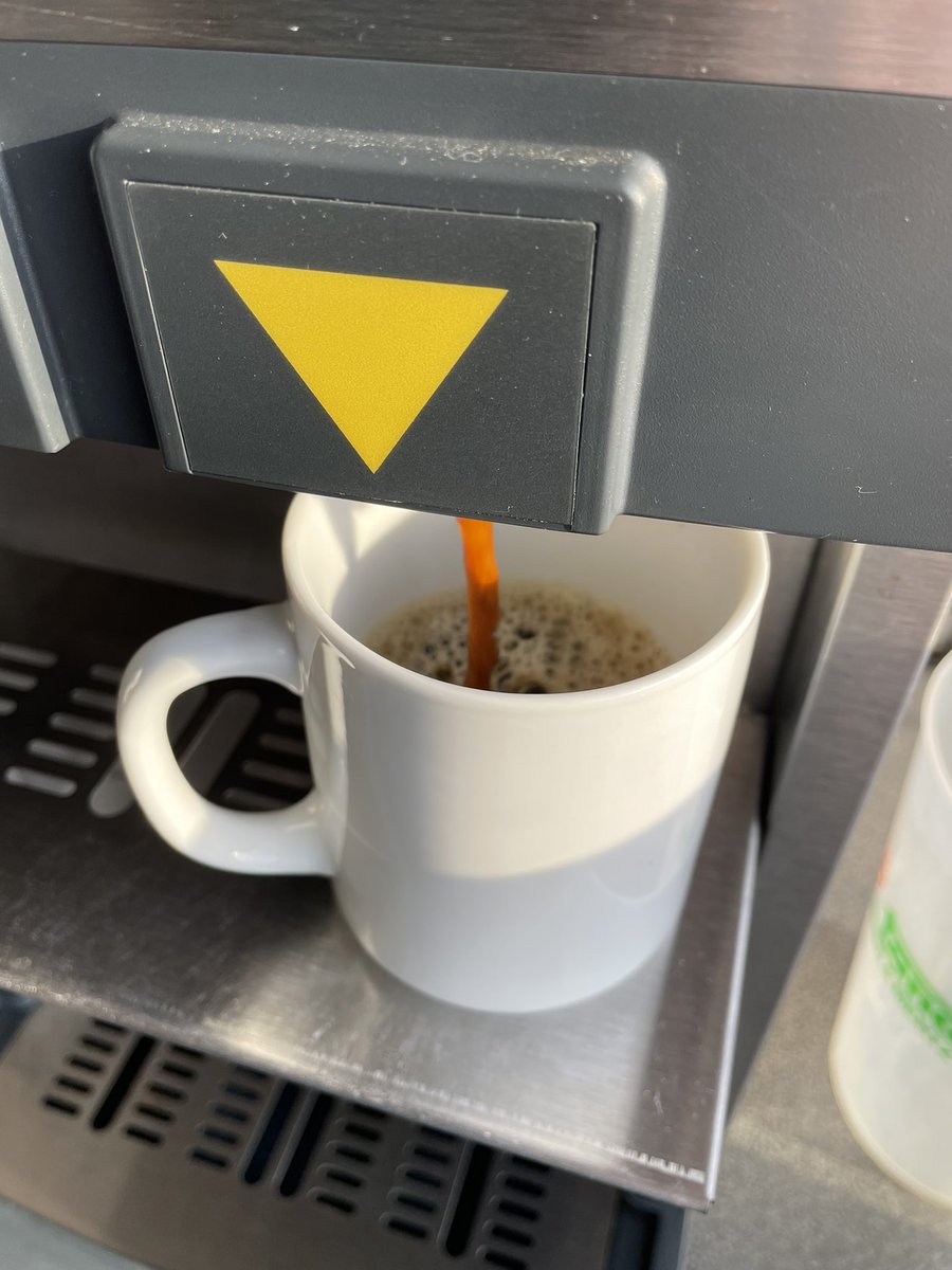 kogelstroop tweet media