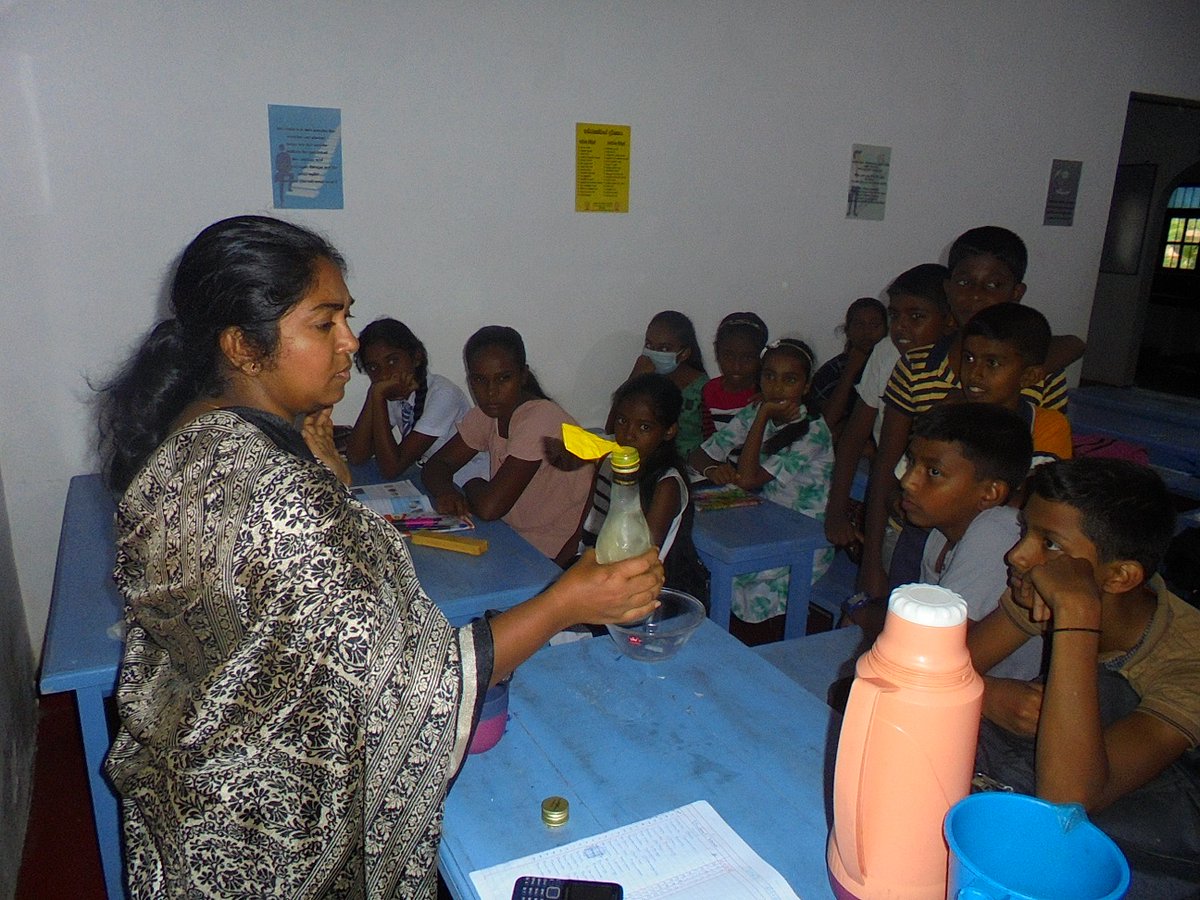 Our #students at the #Kotmale VHE Centre had their #STEMeducation session in #Science on Microbial Activity, last week. STEM education promotes #innovative thinking &amp; #teamwork. We believe in providing a holistic #education #experience to our beneficiaries across the country.