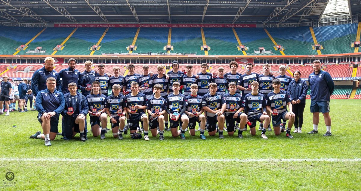 Tom_Meredith_'s tweet photo. Awesome experience yesterday @principalitysta with the @pembsu15s boys! 

Couldn’t be more proud of this group of boys. The hard work they’ve all put in throughout the season has been outstanding! 

Congratulations to @ISRU15s on the win! 

@WRU_Scarlets @SeagullRugby @BroGwaunPE https://t.co/levpzphNsZ
