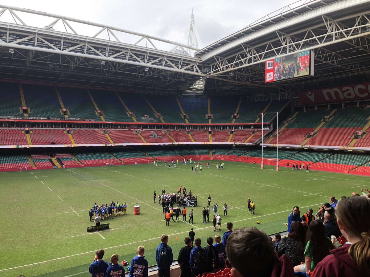 Tom_Meredith_'s tweet photo. Awesome experience yesterday @principalitysta with the @pembsu15s boys! 

Couldn’t be more proud of this group of boys. The hard work they’ve all put in throughout the season has been outstanding! 

Congratulations to @ISRU15s on the win! 

@WRU_Scarlets @SeagullRugby @BroGwaunPE https://t.co/levpzphNsZ
