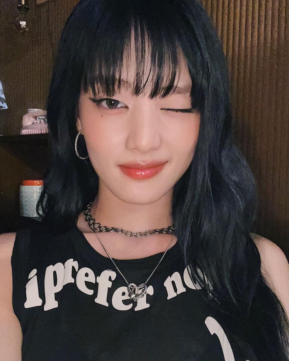 archivegidle's tweet photo. THIS MINNIE https://t.co/yPbzwNQINF