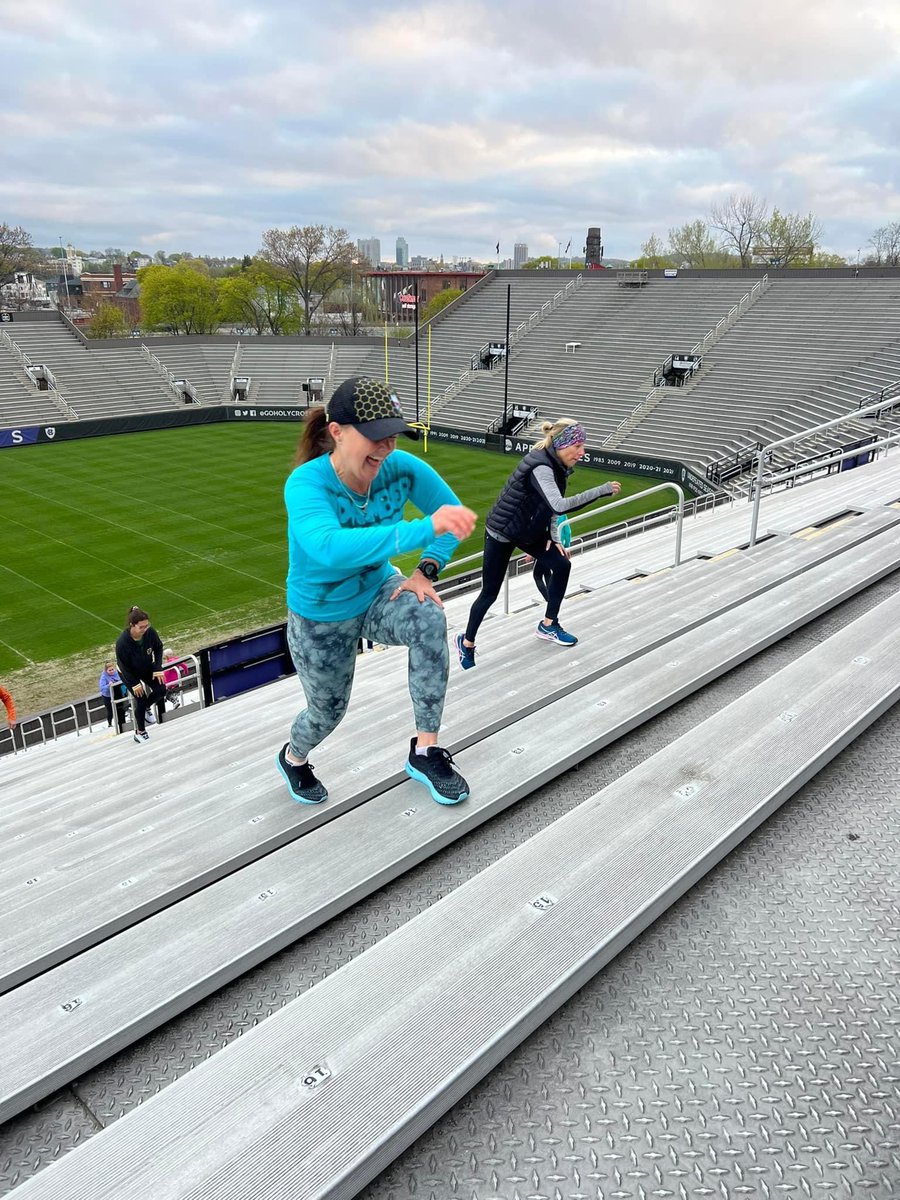 brendas_outside's tweet photo. We are back at the stadium woo hoo. #stairsforbreakfast 😊❤️ #wooyeah https://t.co/xGz56s2xz4