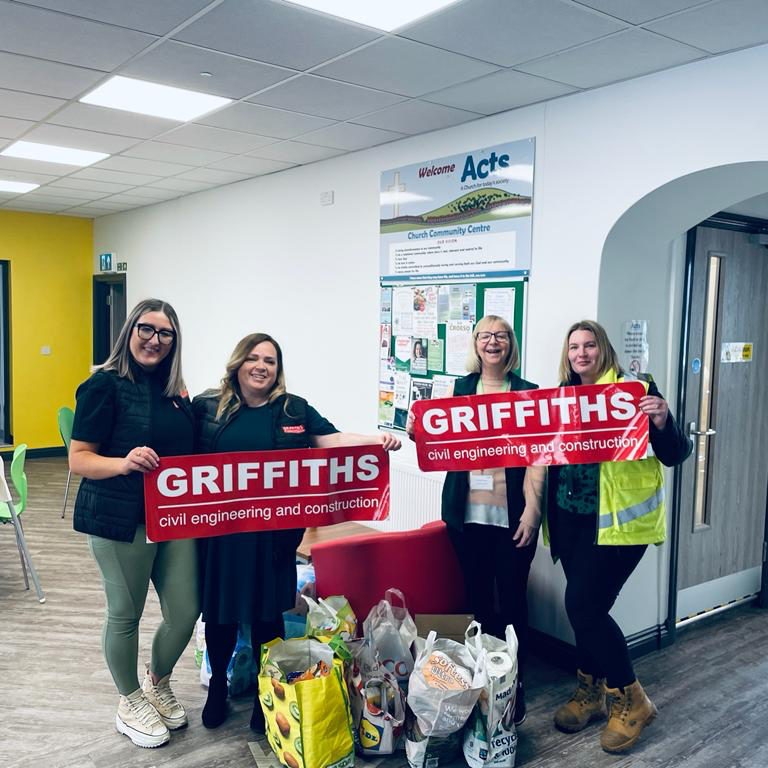 We’re delighted to share that Griffiths Welsh Water Repair &amp; Maintenance teams have generously collected food bags for Rhondda Foodbank (Ferndale) - a project funded by local churches and community groups working together to stop hunger in the area. 

Well done team.

<a href="/DwrCymru/">Welsh Water</a>