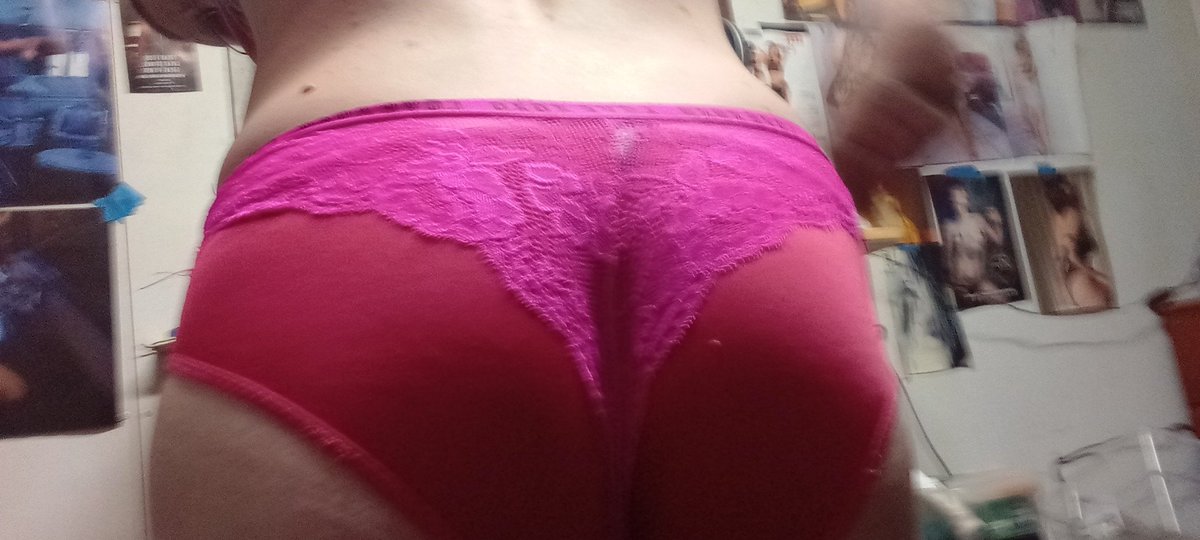 5418087090Slut's tweet photo. https://t.co/A1Pl80lBfK