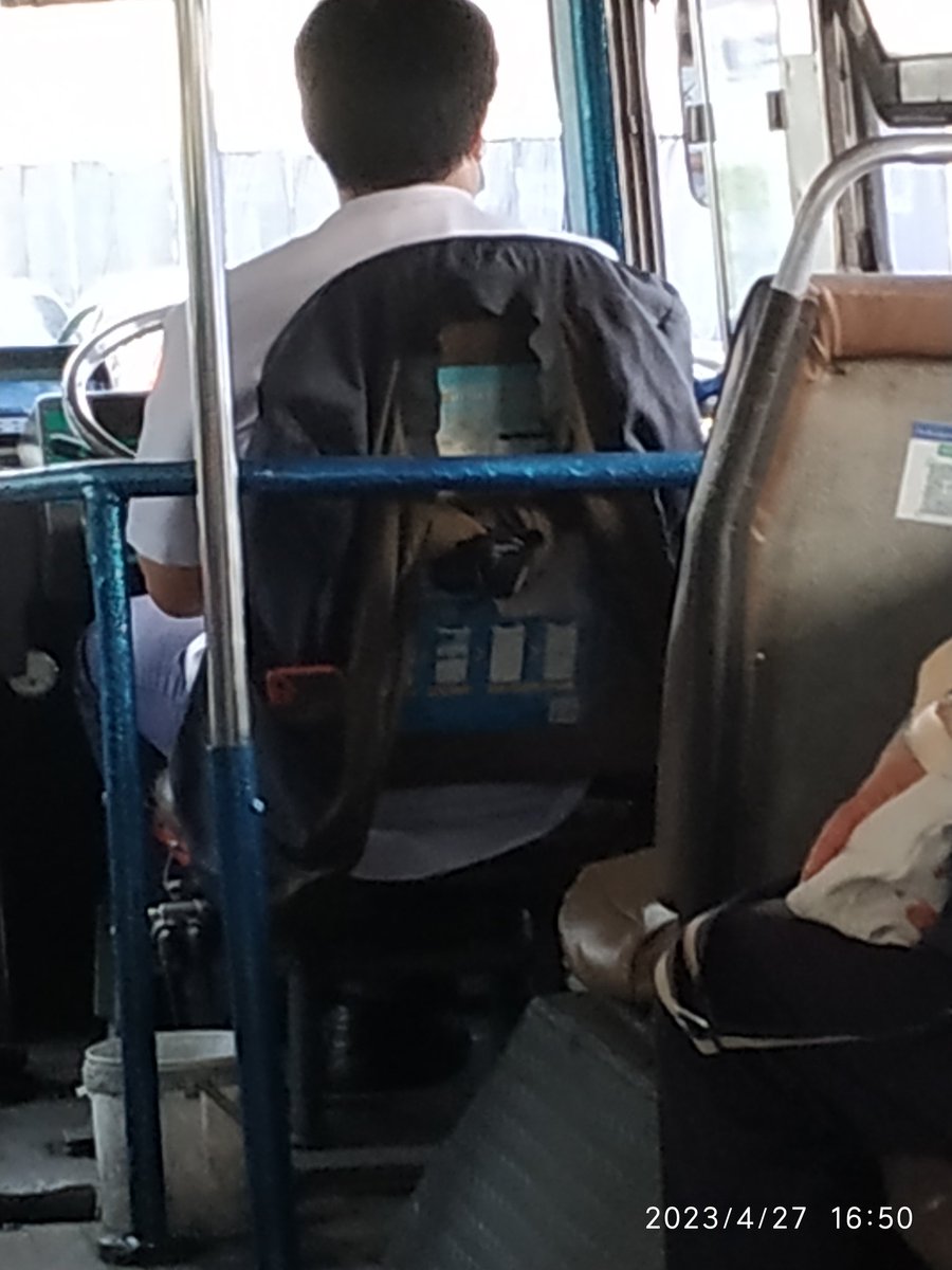 Goldarrow9938's tweet photo. #ขสมก #BMTA #ดีงาม 
น้องชลดา สุริยันตร์ กระเป๋ารถเมล์ สาย 156 เป็นกำลังใจให้นะคะ ทำความดี นี้ต่อไป และ ขอชื่นชม ความน่ารักสดใส และบริการ ที่ยอดเยี่ยม บอกป้ายทุกครั้งที่จะลง  ขอบคุณทุกครั้ง พูดจาไพเราะ น่าฟัง อยากให้มีแบบนี้ หลายๆคน เลยเนอะ 🧸🌿💞💓 #น่ารักมาก ใครทำดีต้องบอกต่อ https://t.co/itwpMzhxKL