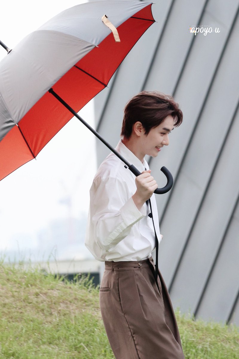 Ninesis1's tweet photo. Bao giờ ênh ta xuất hiện các mẹ các chị ới lên nhé, t giờ phải lên xe zìa rồi
GOGUCCI NNINE SH
#GucciCosmosX高卿尘 https://t.co/m7CnYU5mrw