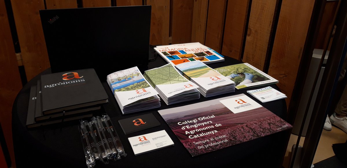 Enginyers Agrònoms de Catalunya (@eng_agronoms) on Twitter photo 🔙 Ahir vam estar a la fira d'empreses del Fòrum Industrial <a href="/ForumEPS/">Fòrum Industrial EPS</a> de la <a href="/UdGPolitecnica/">Escola Politècnica Superior #50EPS</a>, per explicar a l'alumnat la professió d'#EnginyeriaAgronòmica, el màster habilitant, el Col·legi...
👉 Llegeix-ne més... bit.ly/41G6Xdp 🔙 Ahir vam estar a la fira d'empreses del Fòrum Industrial <a href="/ForumEPS/">Fòrum Industrial EPS</a> de la <a href="/UdGPolitecnica/">Escola Politècnica Superior #50EPS</a>, per explicar a l'alumnat la professió d'#EnginyeriaAgronòmica, el màster habilitant, el Col·legi...
👉 Llegeix-ne més... bit.ly/41G6Xdp