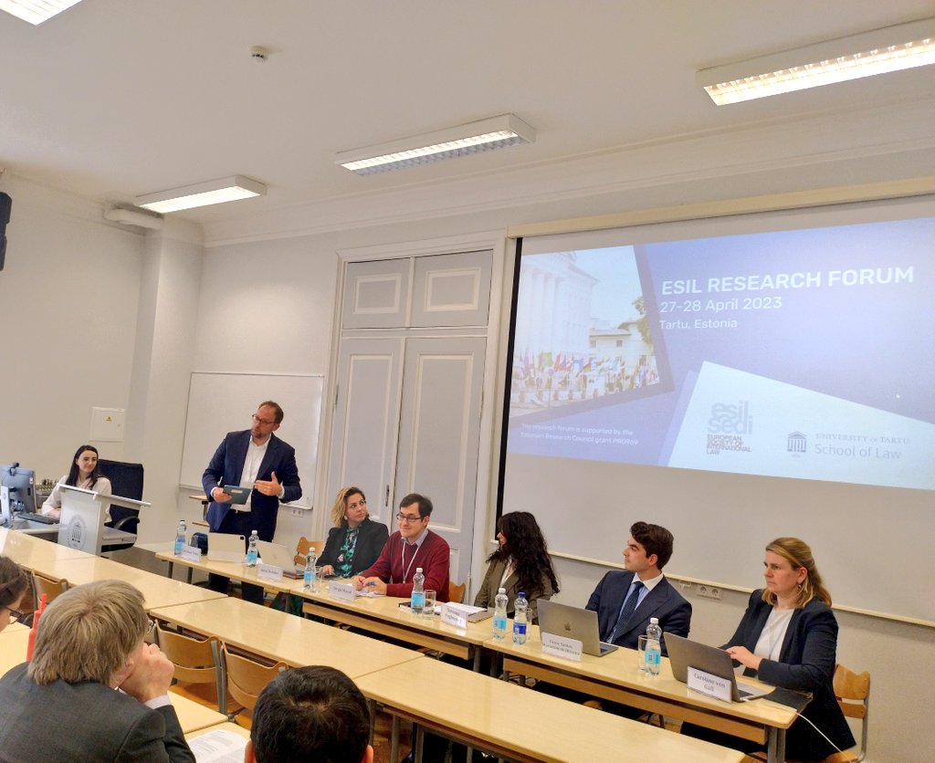 esil_sedi's tweet photo. After a nice lunch break it's time for the next 2 parallel panels!💡

🟢PANEL 3 on Russian Approaches to International Law (I)

Chair:@CJTams
Speakers:
🎙️ @dolidze_anna
🎙️ @SergiiMasol
🎙️ @SevannaPS 
🎙️ Victor Santos Mariottini de Oliveira
Discussant:@CarolinevGall 

#ESILRF2023 https://t.co/8aoP0ZzwzH