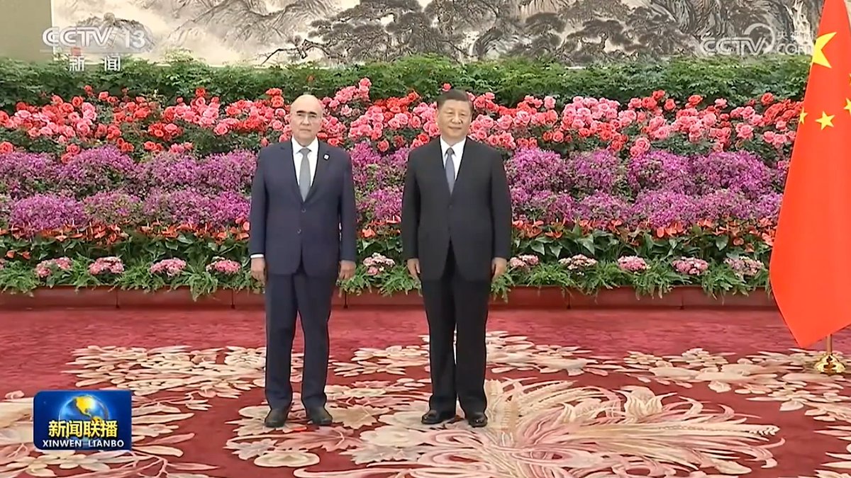 O embaixador do #Brasil na #China, <a href="/marcosbagalvao/">Marcos Galvão</a>, apresentou credenciais ao presidente Xi Jinping no último dia 24/4.

Depois da exitosa visita do presidente <a href="/LulaOficial/">Lula</a>, já estamos trabalhando na construção de uma relação ainda mais forte entre 🇧🇷 e 🇨🇳!!