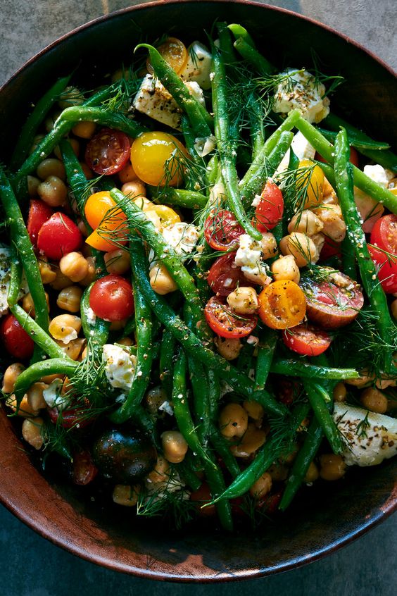 “It's so beautifully arranged on the plate - you know someone's fingers have been all over it.” Julia Child 🔸 Tomato-Green Bean Salad With Chickpeas, Feta and Dill #holyshit #food #salad #foodie