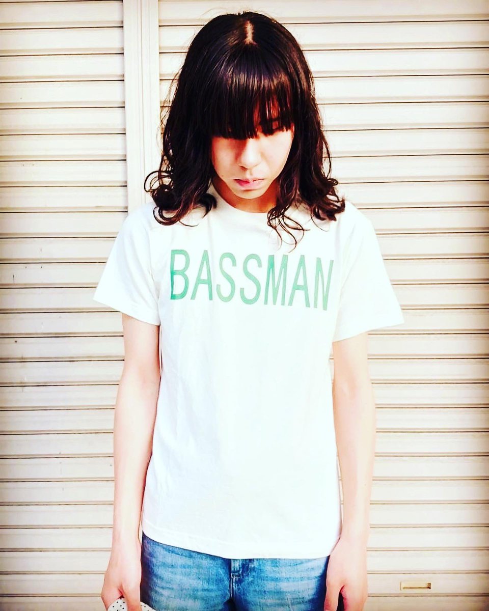harauru's tweet image. 先日の #getbacksessions ありがとうございました！

おかげさまで #bassman Tシャツも全サイズ完売ですありがとうございます！

Tシャツは完売ですがステッカーバッジセットは近日中 @fabchic_oosu にて販売予定です、よろしくお願いします😃💫

#TxVxG #thevintagegarden 

instagram.com/p/CriW9fgPHsq/