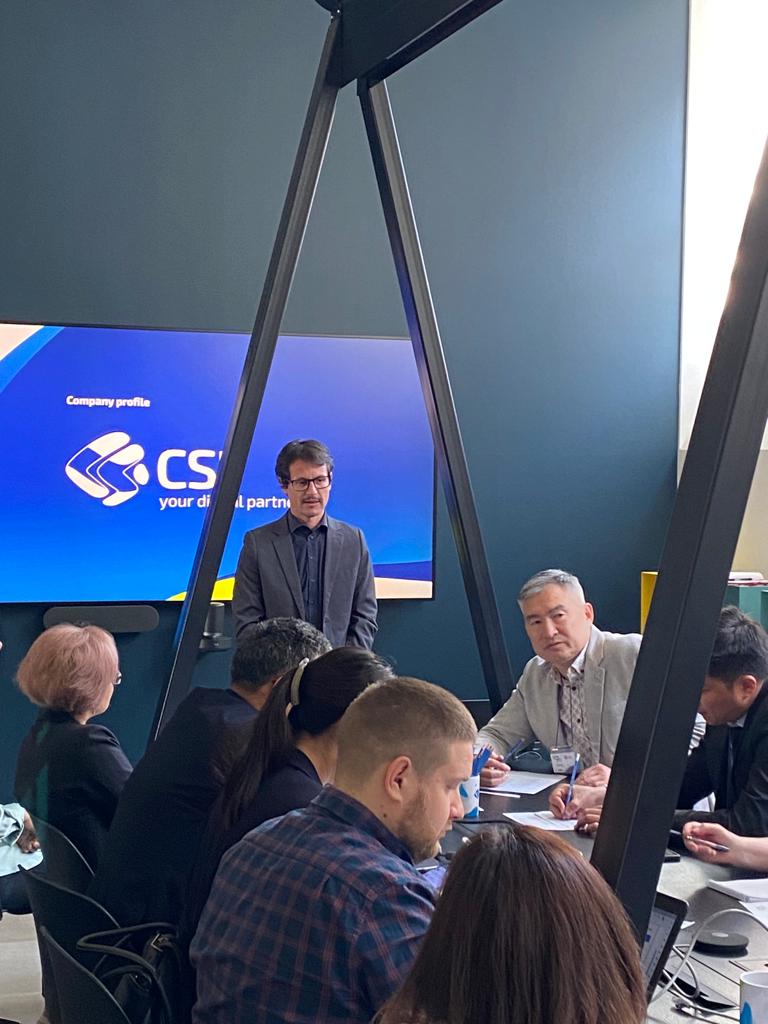 csipiemonte's tweet photo. Here we are! Our guests from #Kyrgyzstan 🧧 are working with #cybersecurity and #privacy experts from CSI and @regionepiemonte, sharing best practices in digital security and #dataprotection The study visit started in Tallin with @egovacademy  and continues here in #Turin! https://t.co/ZIvEWyL1dp
