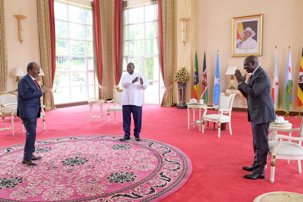 KagutaMuseveni's tweet photo. It is a pleasure to host my brothers, Their Excellencies; Hassan Sheikh Mohamud (Somalia),  Ismail Omar Guelleh (Djibouti),  Evariste Ndayishimiye (Burundi), William Ruto (Kenya) and Demeke Mekonnen (Ethiopia) at State House Entebbe, for the Heads of State Summit of the Troop Contributing Countries to the African Union Transition Mission in Somalia (ATMIS).