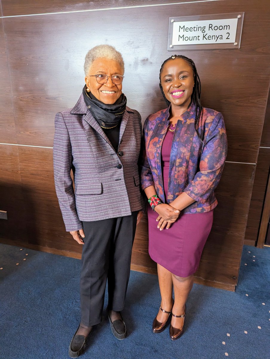 Rita_Oyier's tweet photo. Soaking in the experience and vision of HE President @MaEllenSirleaf and HE President Joyce Banda.
#GwethLilo
#Presidents
#Crossgenerational https://t.co/lKSfhUSKvG
