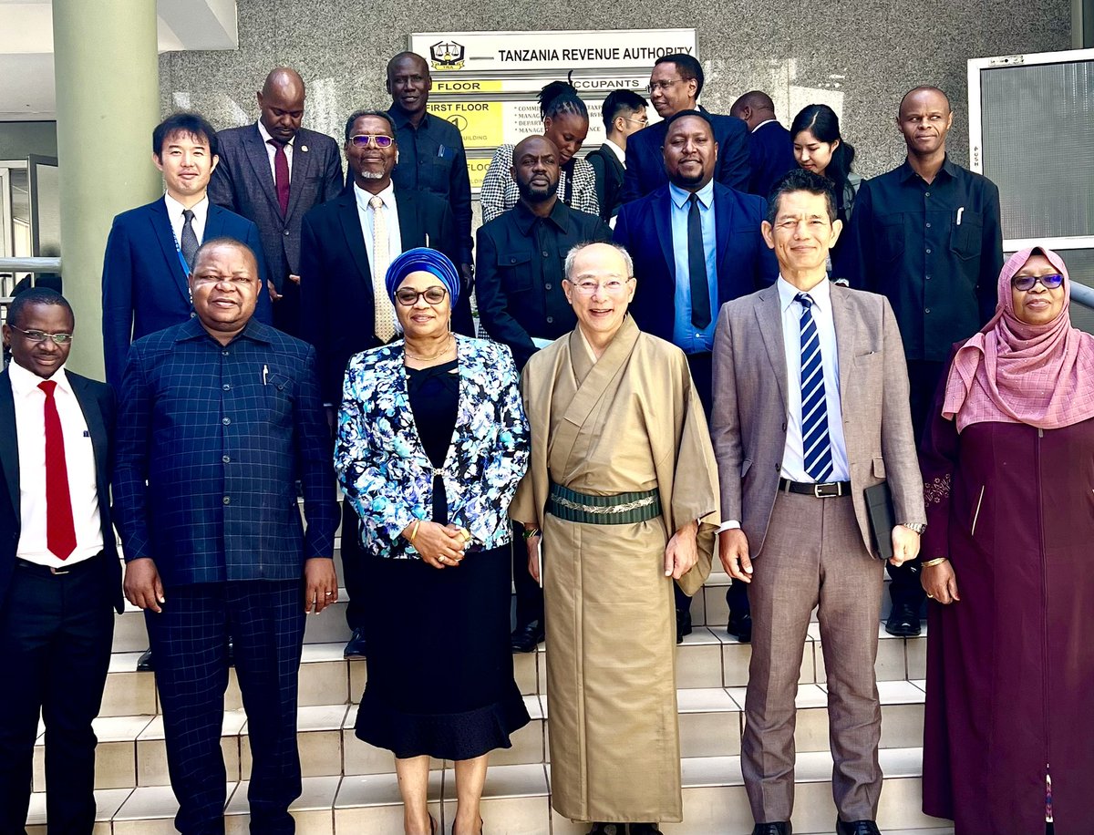 yasushi-misawa-on-twitter-signing-ceremony-for-two-food-security